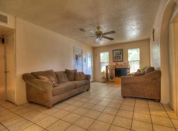 5th image of 345 Estancia Dr NW