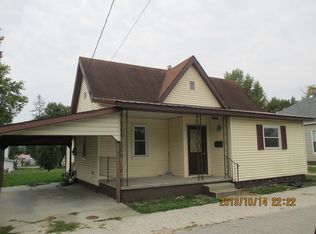 413 SW 3rd St, Loogootee, IN 47553