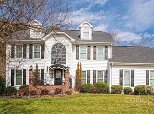 125 35th Ave NE, Hickory, NC 28601