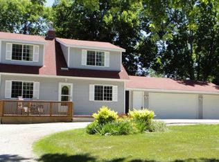 3147 Hammond Ave, Waterloo, IA 50702