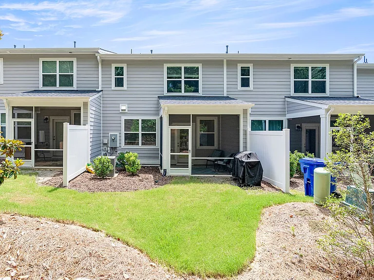 185 Millenium Dr — Photo 22
