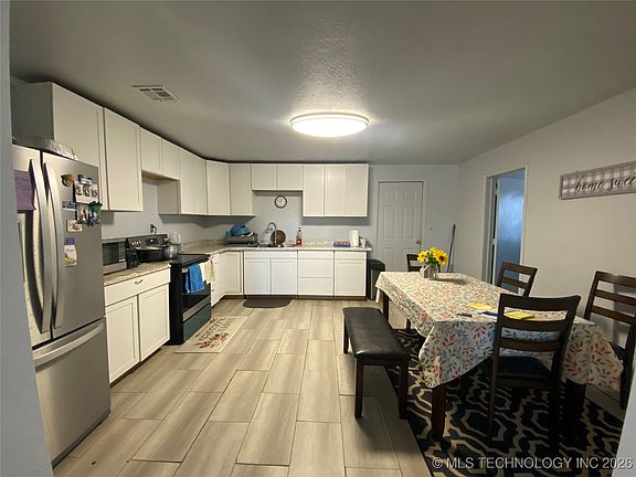 4th image of 20218 E 430th Rd