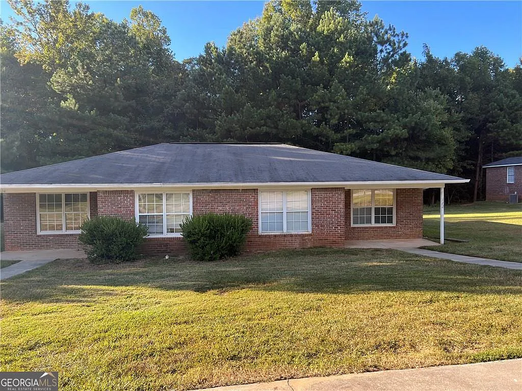2 bed, 1.0 bath, 1000 sqft, $1,400 — Photo 1