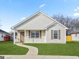 227 Kensington Cir, Warner Robins, GA 31093