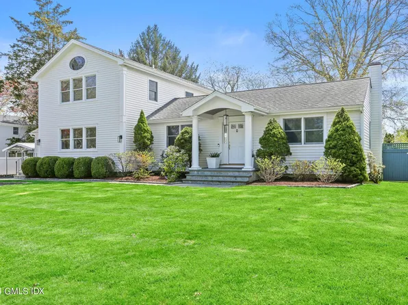 37 Davenport Dr, Stamford, CT 06902