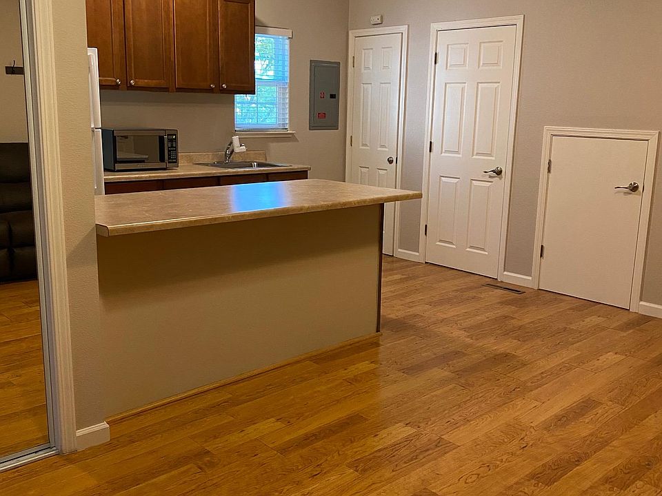 1st image of 710 Traditions Ct #1