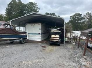 116 Hollywood Cir, Mount Gilead, NC 27306