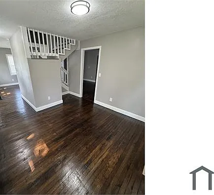 4 bed, $1,600 — Photo 3