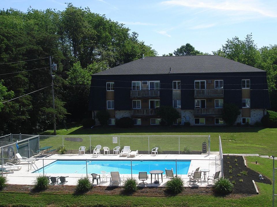 1st image of 195-205 Siesta Dr #195-D