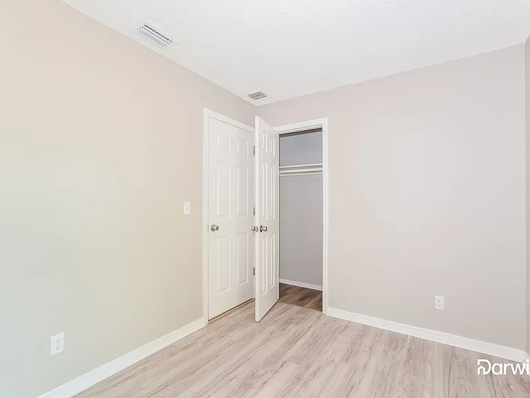 303 S Edgemon Ave — Photo 11