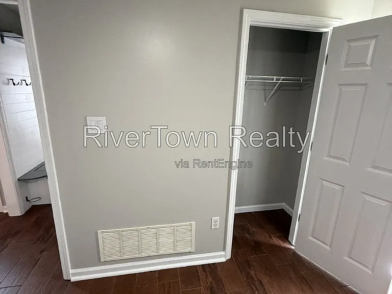 10570 Pecan View Dr — Photo 14