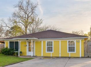 2921 W Rochelle Rd, Irving, TX 75062