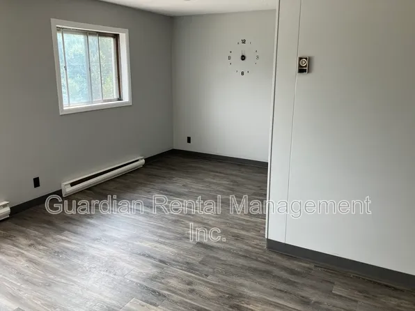 285 Ontario St #313, White River, ON P0M 3G0