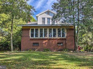 707 Erie St, Dauphin, PA 17018