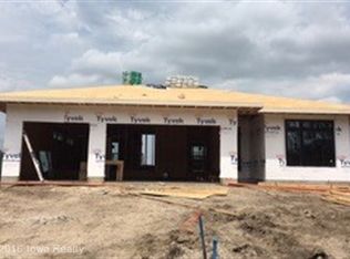 305 NE 14th Ct, Grimes, IA 50111
