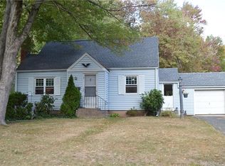 86 Brookfield Dr, East Hartford, CT 06118