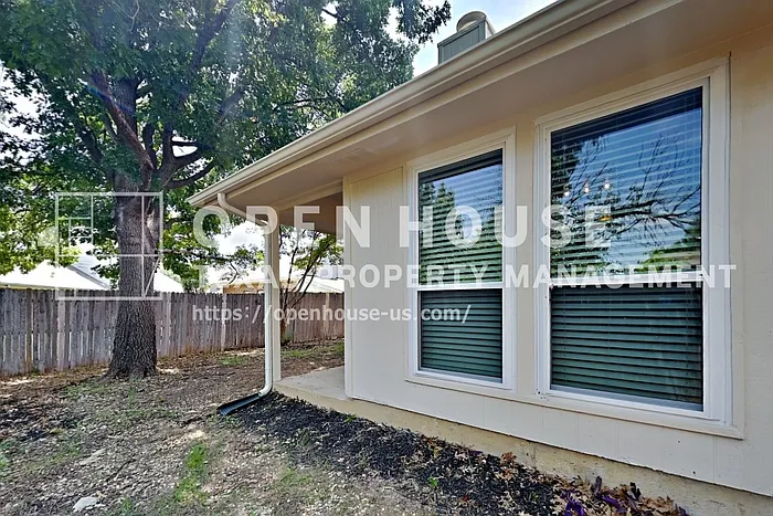 247 Stallion Dr — Photo 17