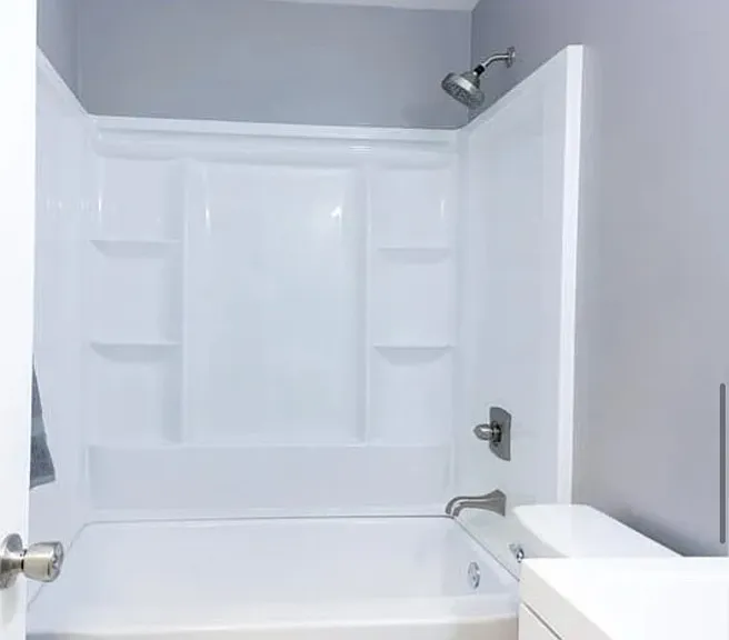 356 Kingview Dr — Photo 8
