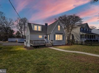 1217 Valley Rd, Pasadena, MD 21122