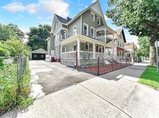 94 Catharine St APT 1, Springfield, MA 01109