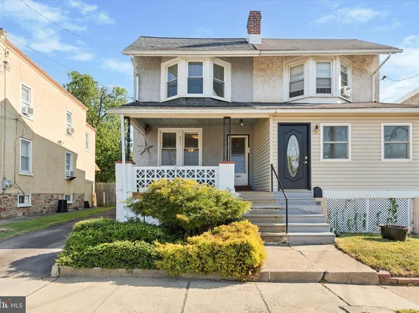 211 N Main St, Ambler, PA 19002