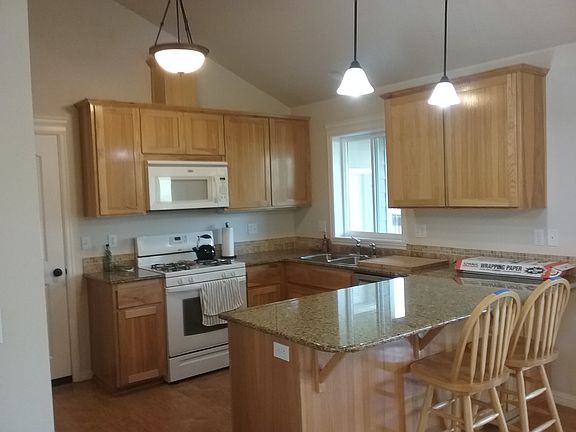 Solid Granite Counter tops!