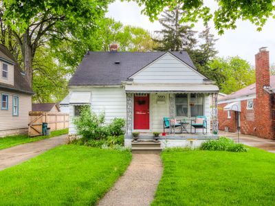 3353 Kenwood St, Ferndale, MI, 48220