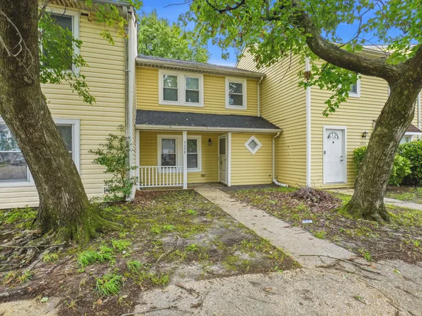 5208 Richard Rd, Virginia Beach, VA 23462