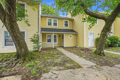 5208 Richard Rd Photo 1