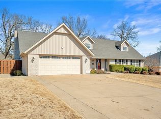 137 San Jose Dr, Springdale, AR 72764