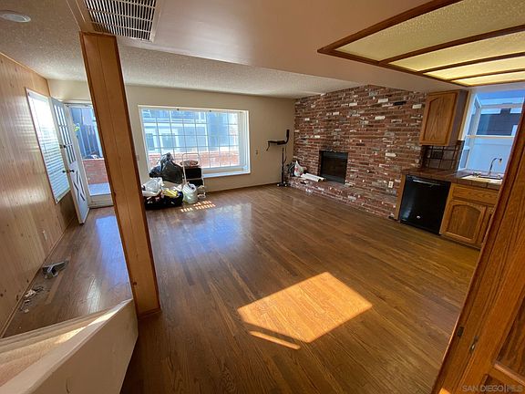 3rd image of 719 Seagirt Ct