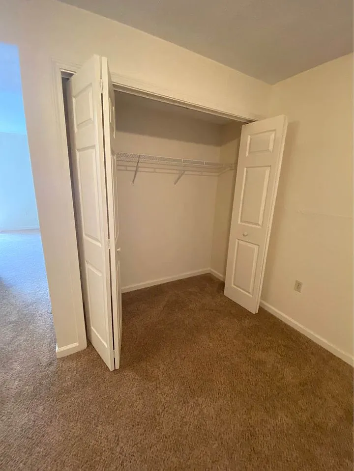 120 Alycia Drive - 11 — Photo 3