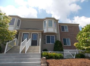 4952 Emmit Dr N UNIT 2, Hugo, MN 55038