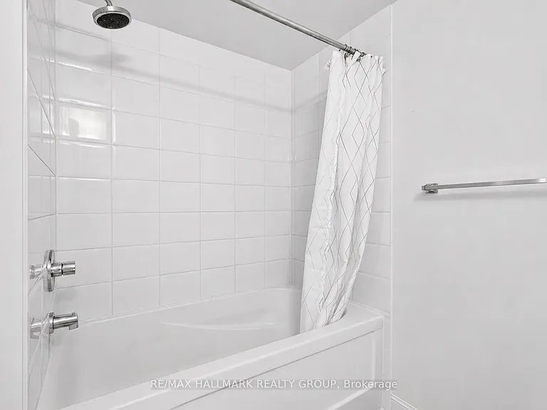 195 Besserer St #2602 — Photo 18
