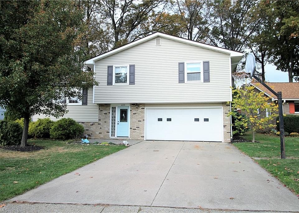 1st image of 429 Pickwick Ln