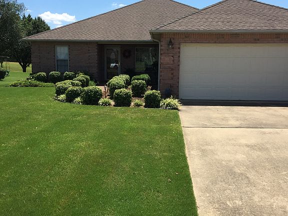 4th image of 1221 Live Oak St