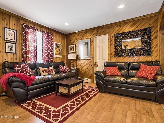 3rd image of 33 Hazel Ave