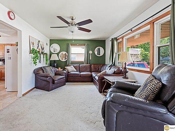 4th image of 734 N 15th St