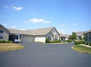 102 Villa Pointe Dr, Springboro, OH