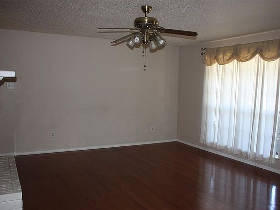 3rd image of 1300 America Dr