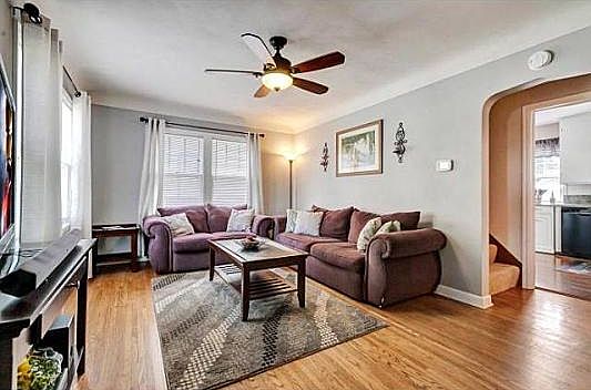 2nd image of 1806 Orange Ave E