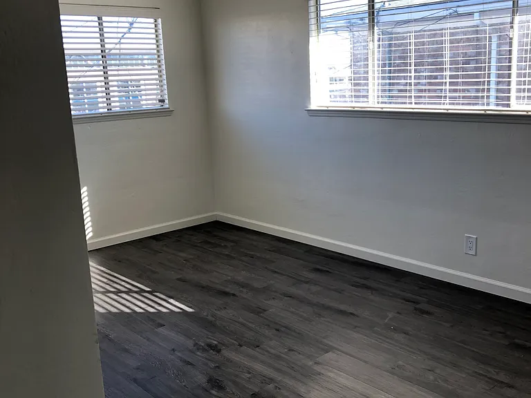 1450 Hillside Dr #1 — Photo 12