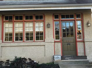 18 Fairview St, Boyertown, PA 19512