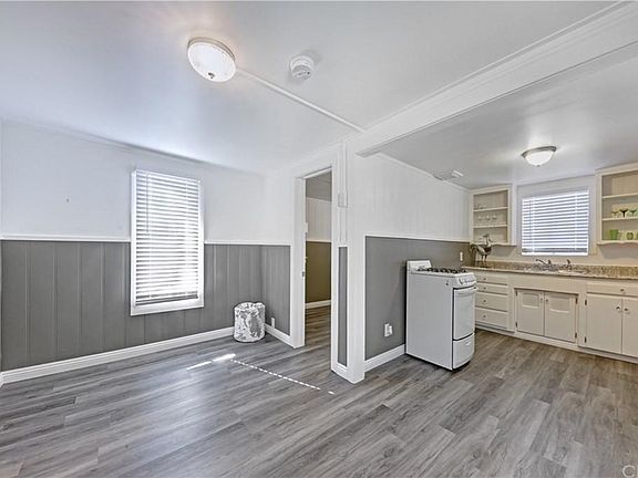 4th image of 8112 Comolette Ave