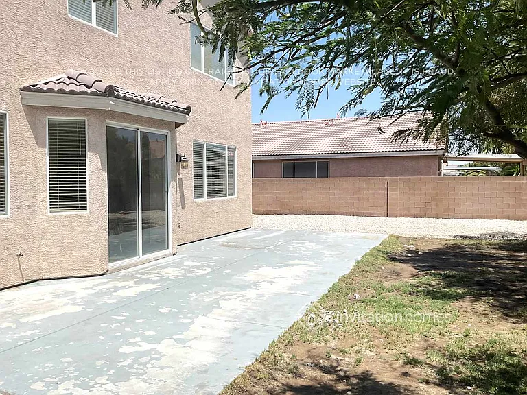 4798 Arial Ridge St — Photo 15