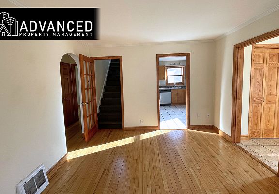 3rd image of 1160 Lois Ave