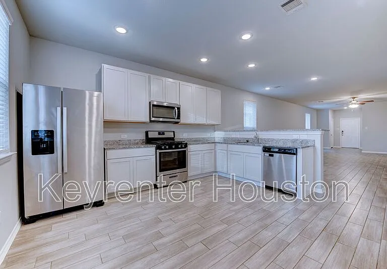 24803 Russet Bluff Trl — Photo 10