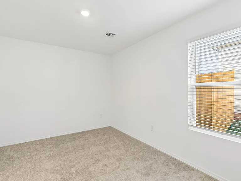 1221 Colt Dr — Photo 13