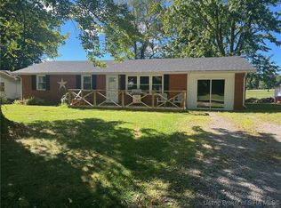 213 Smith Ln, Hanover, IN