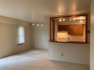 31993 W Twelve Mile Rd, Farmington Hills, MI 48334